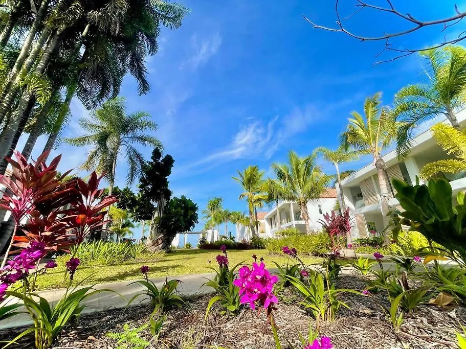 Tahatai - Private Beach, Pool, Ac, High Speed Net Paea 0*,